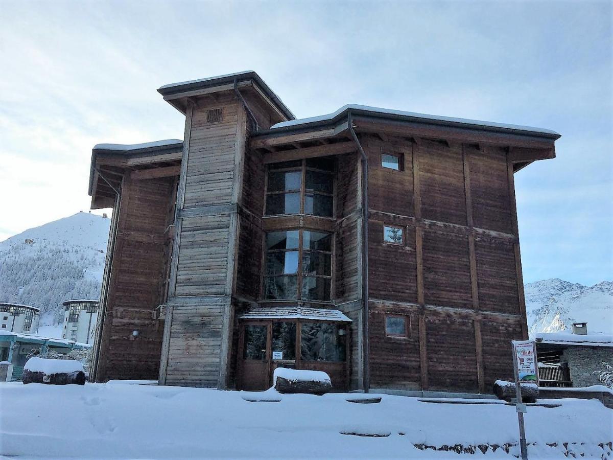 Chalet Weal Aparthotel Sestriere Exterior photo